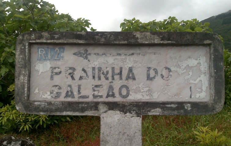 Schild Praia do Galeão